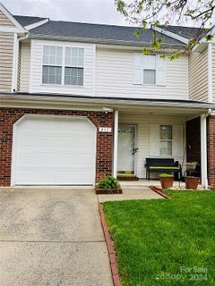 217 Pineville Forest Drive sold home in Pineville Forest, Pineville, NC