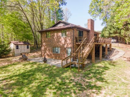 7054 Executive Circle sold home in Lake Shore, Denver, NC