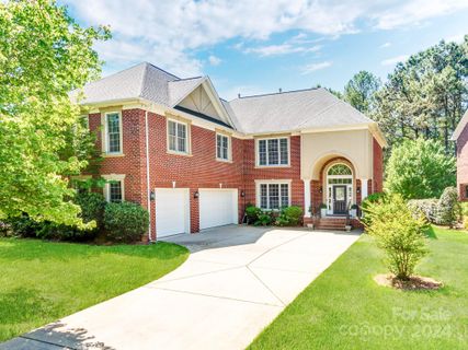 12018 James Richard Drive sold home in Vanderbilt At Providence, Charlotte, NC