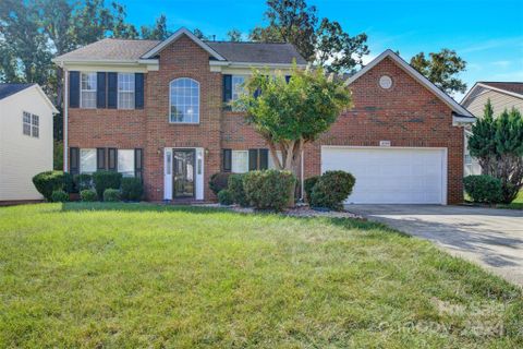 10300 Fairbourne Court