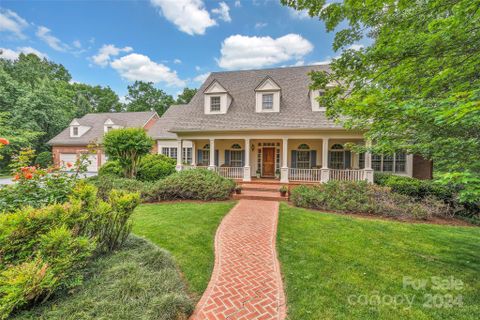 840 Fox Run Lane sold home in Hunting Wood, Tryon, NC