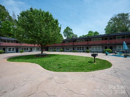 2000 Patio Court 124 sold home in NoDa Landing Condominiums, Charlotte, NC