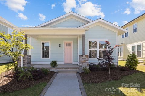 1567 Riverwalk Parkway