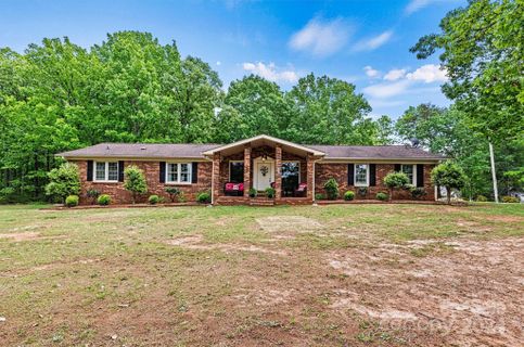 5374 E Nc 150 Highway sold home in Briarcliff Acres, Lincolnton, NC
