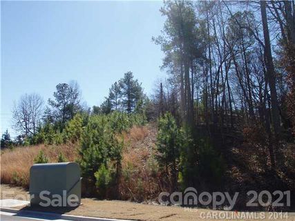 3114 Charlotte Highway