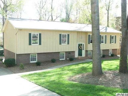 470 Ne 17th Avenue Drive