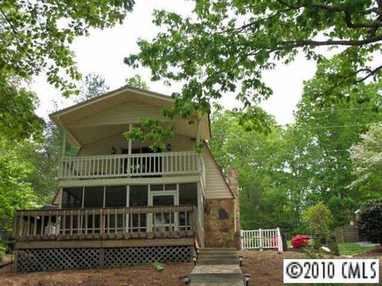 190 Shoreline Drive