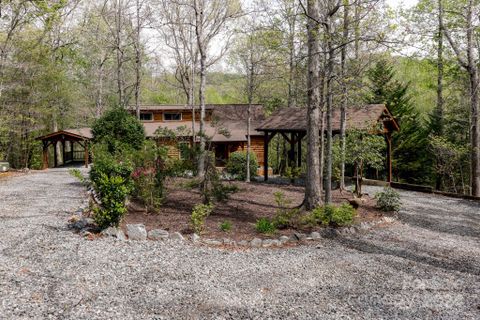 266 Shuttle Mill Crossing sold home in Laurel Lakes, Lake Lure, NC