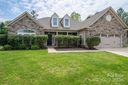 725 Heddington Court sold home in Gastonia, SC