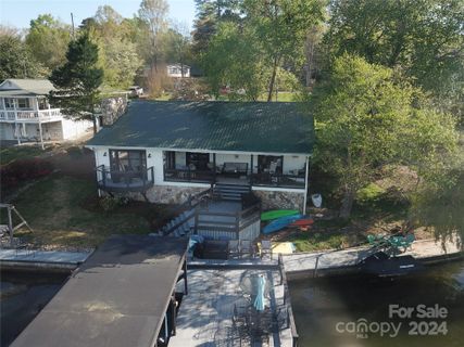 564 Pinehaven Drive sold home in Pinehaven, New London, NC