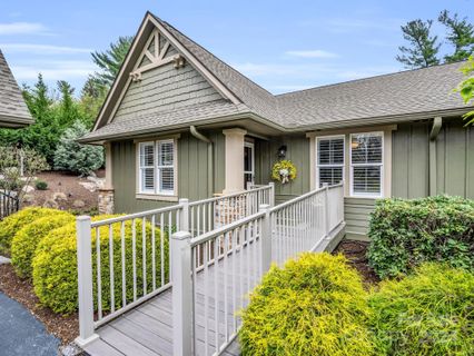 500 Fox Den Court 401