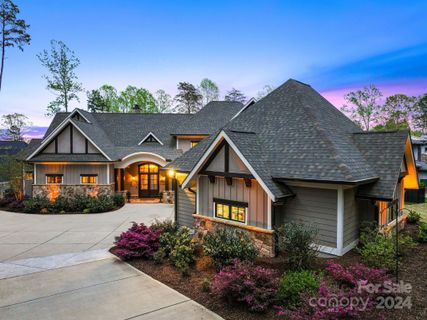 7334 Lakeridge Drive sold home in Webbs Chapel Cove, Denver, NC