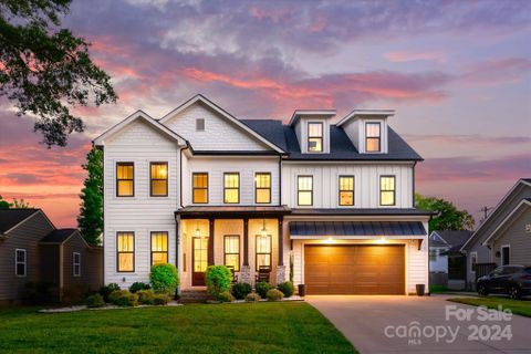 344 Melbourne Court