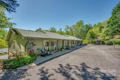 44 Jervey Road sold home in One Tryon Place, Tryon, NC