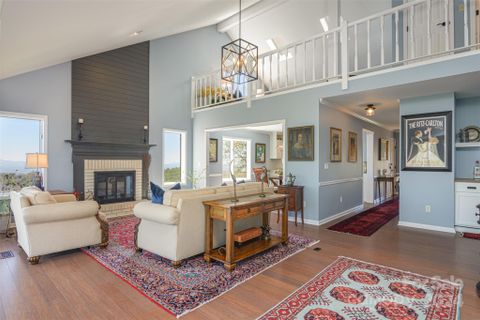 906 Fleetwood Plaza sold home in Fleetwood Plaza, Laurel Park, NC