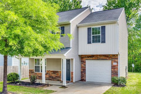 213 Ravenridge Court sold home in Ravenridge, Charlotte, NC