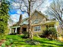 6315 Sharon Hills Road sold home in Charlotte, SC
