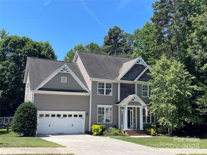 147 Hedgewood Drive sold home in Huntwyck Place, Mooresville, NC