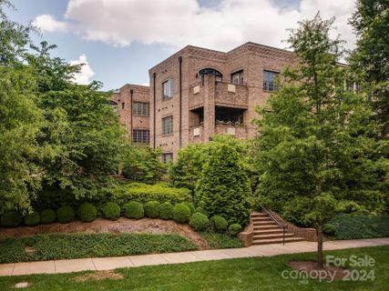277 Queens Road sold home in Boxwood Condominiums, Charlotte, NC