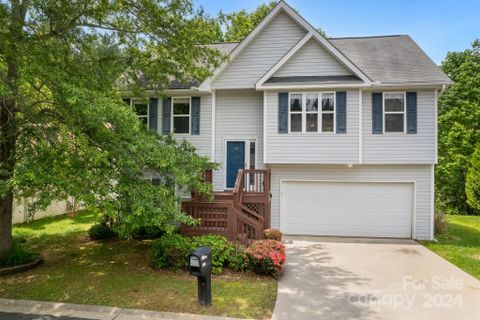 117 Paper Birch Avenue sold home in Scenic Bluff, Asheville, NC