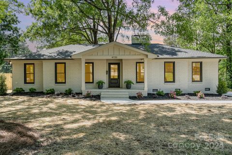 4720 Fairheath Road sold home in Laurelwood, Charlotte, NC