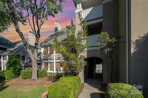 Previously sold for $296,500