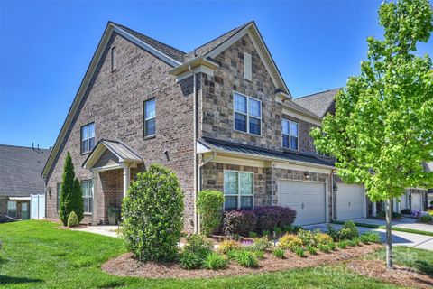 4033 Woodsmill Road