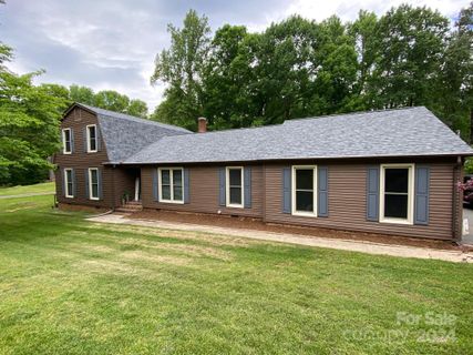 100 Lodge Trail sold home in Beaver Dam Estates, Wadesboro, NC