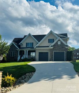 4789 Morning Glow Lane sold home in Waterford Hills, Hickory, NC