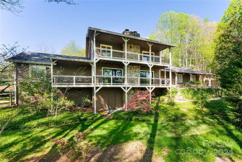 60 Deerhaven Lane sold home in Deerhaven, Asheville, NC