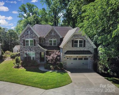 406 N Sharon Amity Road