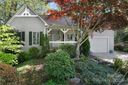 144 Fox Cross Drive sold home in Brevard, SC
