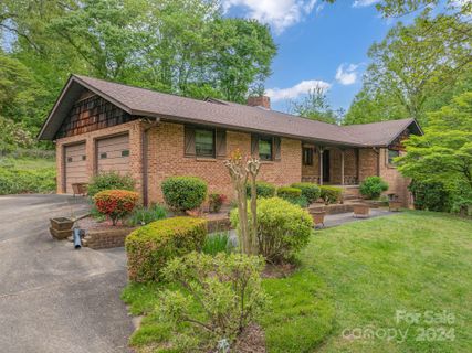 260 Woodland Drive sold home in Foxfire, Marion, NC