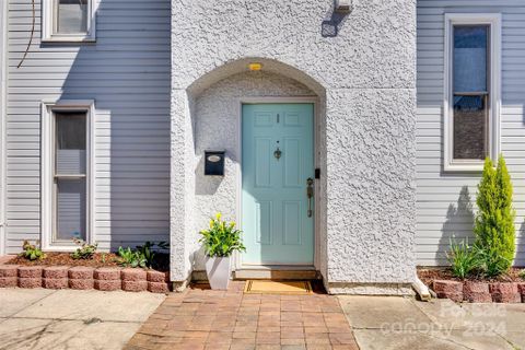 414 W 9th Street I