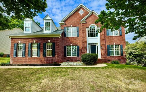 1002 Aldridge Court