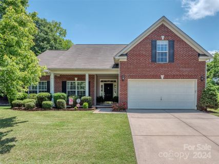 10570 Tintinhull Drive sold home in Clairemont, Fort Mill, SC