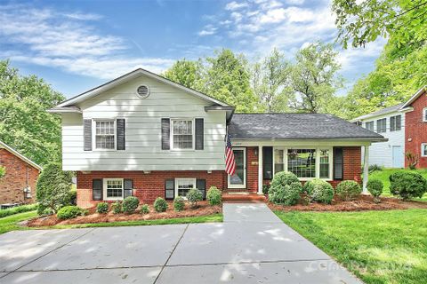 6754 Lancer Drive
