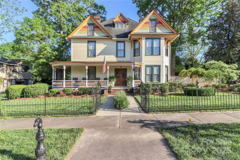 235 Walnut Street pending home in Historic District, Statesville, NC