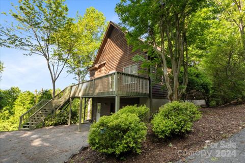 111 Sequoyah Hills Drive sold home in Sequoyah Hills, Fletcher, NC