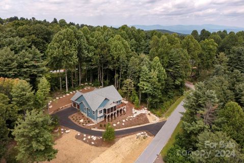 708 Hollybrook Drive