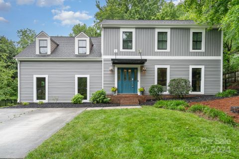 2617 Rustic Ridge Court sold home in Greenbriar, Charlotte, NC
