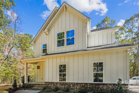 5139 Kings Pinnacle Drive sold home in Kings Pinnacle, Kings Mountain, NC