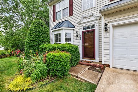 143 Kallie Loop