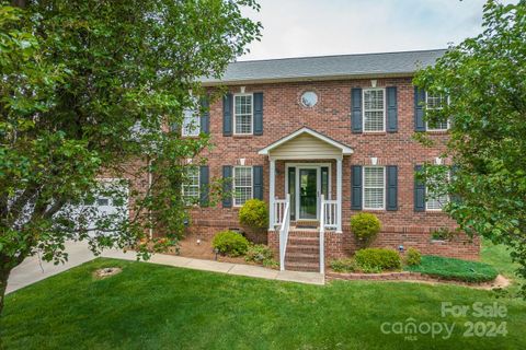 5938 Pinewinds Drive sold home in Bakersview Meadows, Hickory, NC