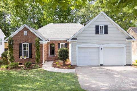 10513 Worsley Lane