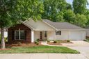 212 Oak Village Parkway sold home in Mooresville, SC