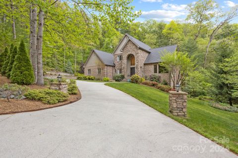 14 Mountain Spring Drive sold home in Flat Rock Lakes, Hendersonville, NC