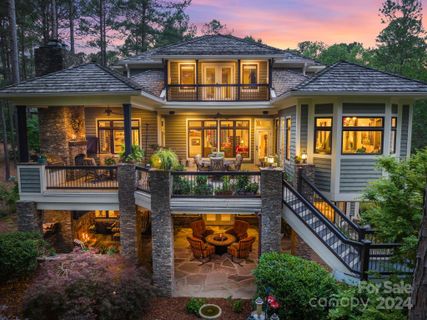 10 Wicker Sham Court sold home in Forest Creek, Pinehurst, NC