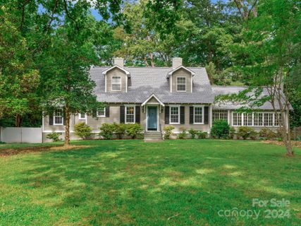 120 Colonial Drive