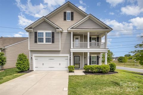 3847 Farmington Ridge Parkway sold home in Caldwell Farms, Charlotte, NC